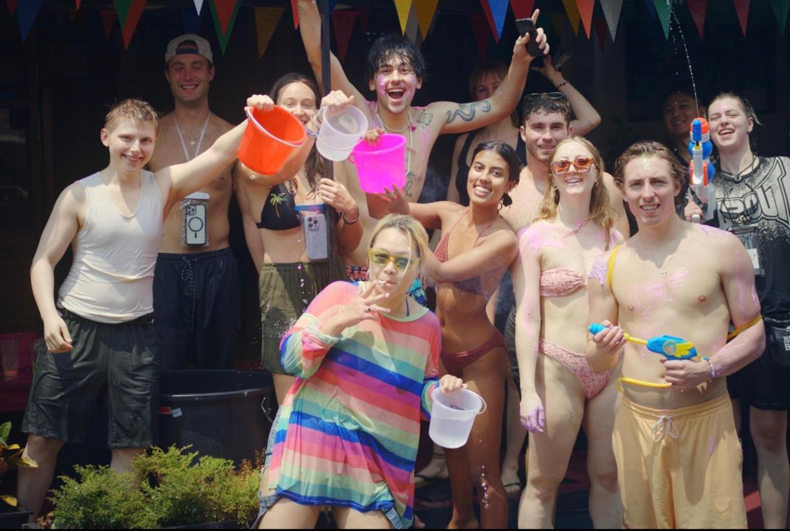 The Cabin Backpackers Hostel & Bar Τσιάνγκ Μάι Εξωτερικό φωτογραφία